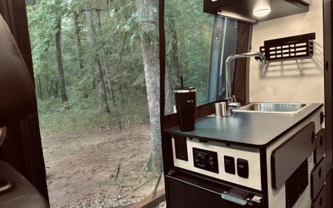 2025 Winnebago Revel