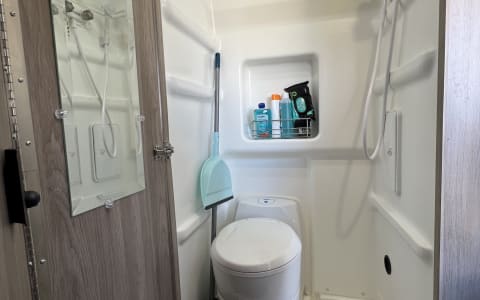 2022 Winnebago Solis “Pearl”