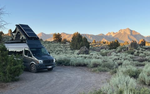 Sight Seeing Family Camper Sight Seeing Family Camper