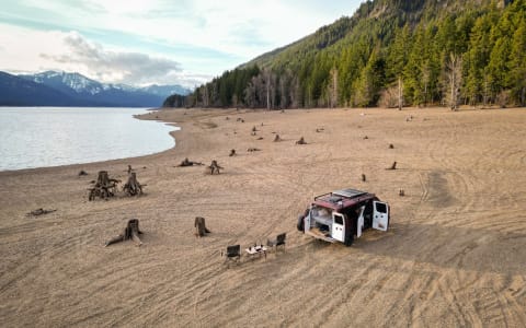 Maurice the Van | Cozy Off-Grid Camper w/ Solar & 
