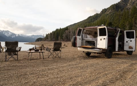 Maurice the Van | Cozy Off-Grid Camper w/ Solar & Maurice the Van | Cozy Off-Grid Camper w/ Solar &