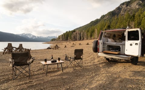 Maurice the Van | Cozy Off-Grid Camper w/ Solar & Maurice the Van | Cozy Off-Grid Camper w/ Solar &