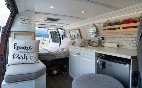Maurice the Van | Cozy Off-Grid Camper w/ Solar & Maurice the Van | Cozy Off-Grid Camper w/ Solar &