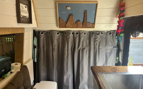 VAN-A-WHITE (Pet & Mtn Bike Friendly)