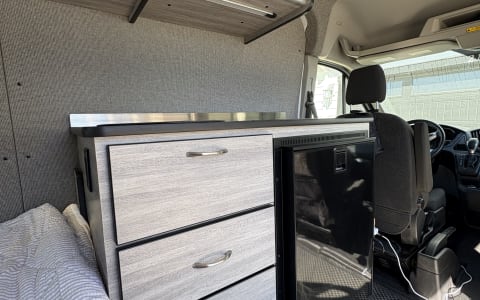 Pacific Wonder Van