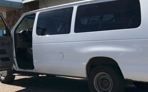 Grizzly 11-Passenger + Cargo