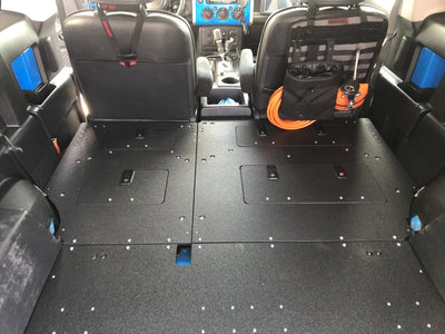 Toyota FJ Cruiser 2006-2014 - Second Row Seat Dele