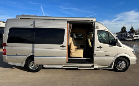 Urban RV-The Mobile Apt
