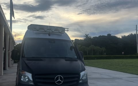 Winnebago Revel 4x4 Adventure Van