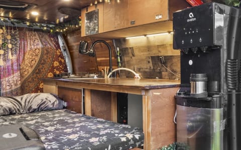 Compact Adventure Van – Drive, Park, Sleep Anywher