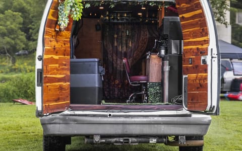 Compact Adventure Van – Drive, Park, Sleep Anywher