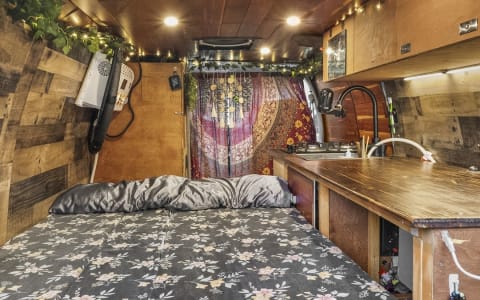 Compact Adventure Van – Drive, Park, Sleep Anywher