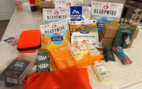 Outdoor Camping/Survival Lot