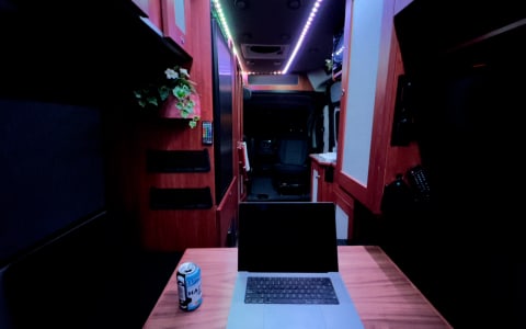 ROADTREK - full hookups, indoor shower, flushable ROADTREK - full hookups, indoor shower, flushable