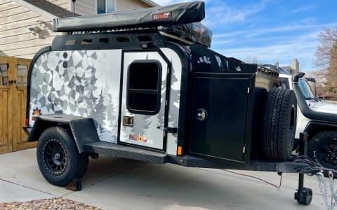 2022 Off-Grid Pando 2.0 Trailer with Roof Top Tent