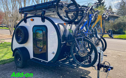 Bean Teardrop Trailer [Sleeps 4-6] +Rooftop Tent +
