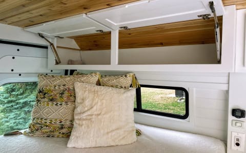 4 Season Off Grid Adventure Van | NewLife Conversi