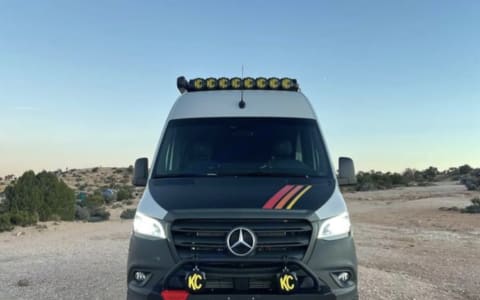 New 2023 Storyteller Overland Beast Mode 4x4 MB Sp