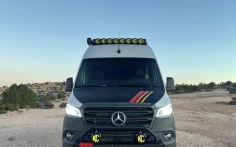 New 2023 Storyteller Overland Beast Mode 4x4 MB Sp