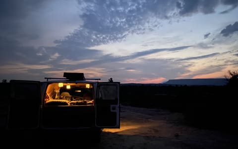 Daisy Mae Camper Van | 2001 Econoline E-250 | Unli