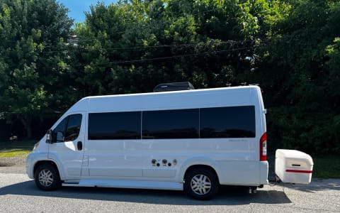 Luxury Ultimate CamperVan RAM 3500 ProMaster Luxury Ultimate CamperVan RAM 3500 ProMaster