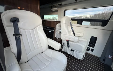 Airstream Interstate Lounge EXT Airstream Interstate Lounge EXT