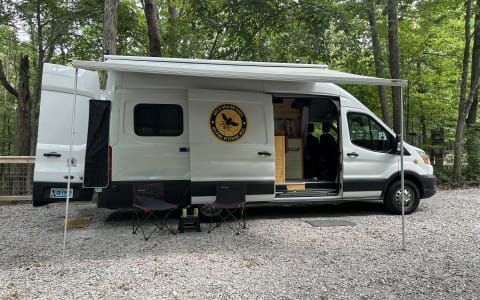 2023 Living Lucky Adventure Van Ford Transit