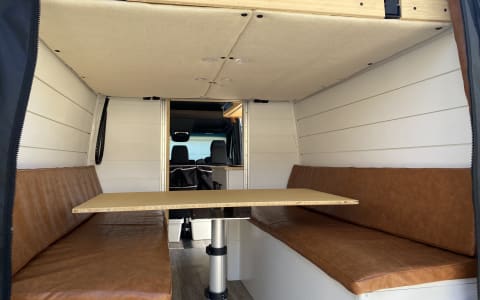 Family Van for 5! 2021 Mercedez-Benz Springter 4*4