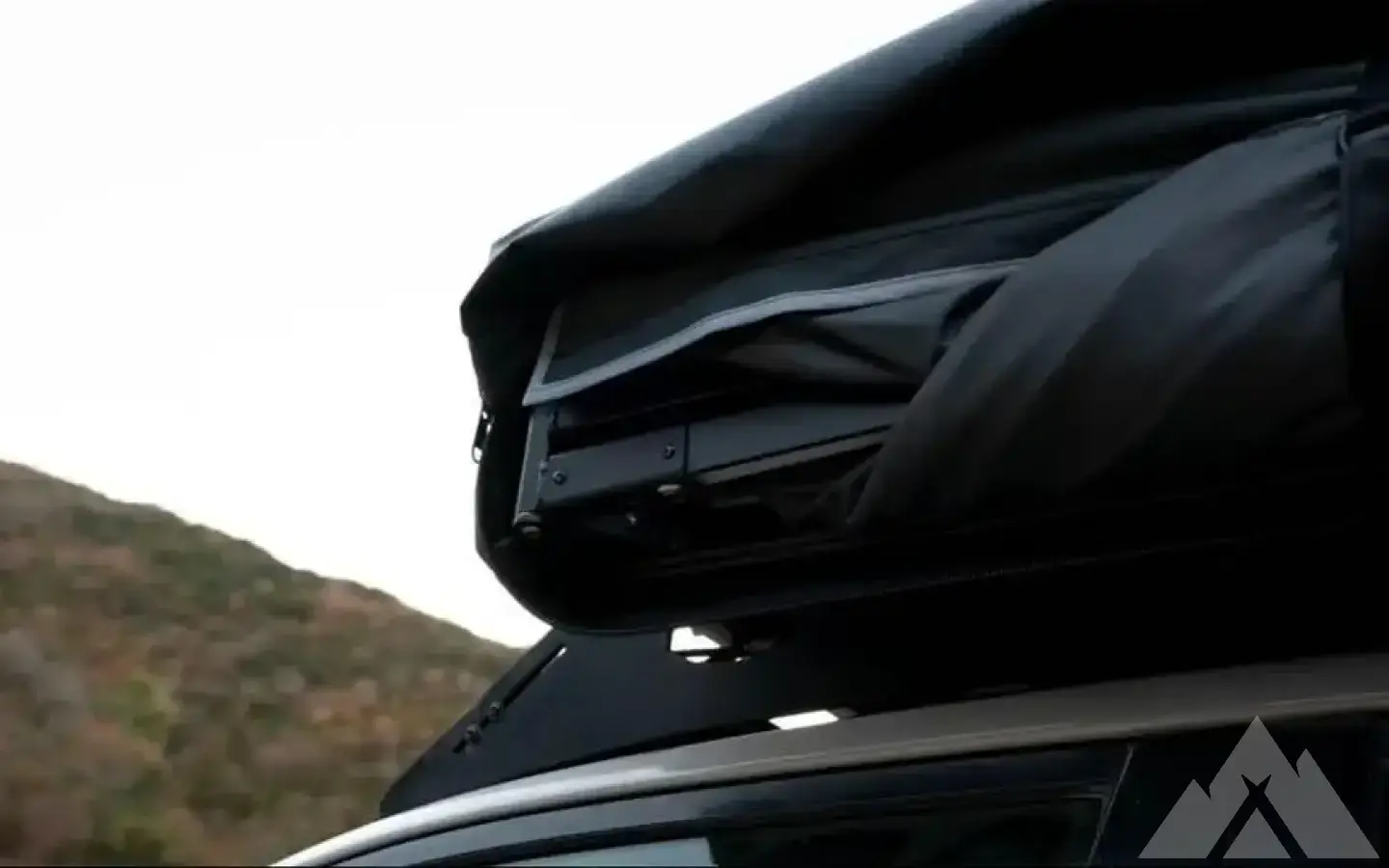 Brand new in box 180 degree free standing awning New for 699.00