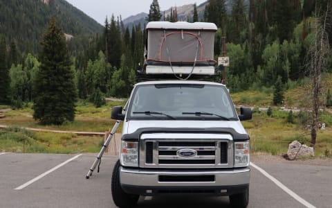 2014 FORD E-350 ADVENTURE VAN!