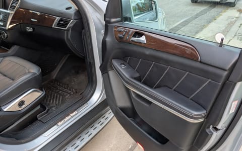 Mercedes GL350 Adventure Rig w/ iKamper Rooftop Te