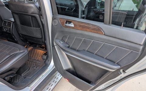 Mercedes GL350 Adventure Rig w/ iKamper Rooftop Te