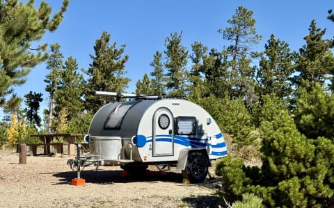 Comfort Made Easy - Kingsized Bed on Wheels!