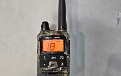 Midland T295 singles radio