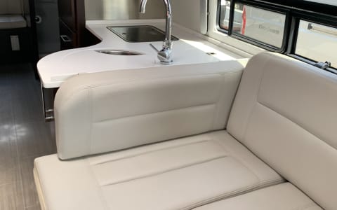 2019 Leisure Travel Van Serenity B+ Rent Cinnamon,