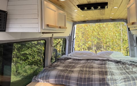 Huck the Adventure Van – Camp Easy. Dog Friendly!