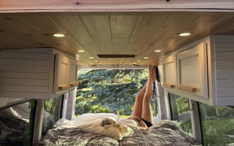 Huck the Adventure Van – Camp Easy. Dog Friendly!