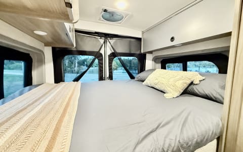 2022 Winnebago Solis 59P | New Host Discount | Por