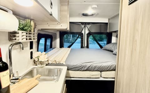 2022 Winnebago Solis 59P | New Host Discount | Por