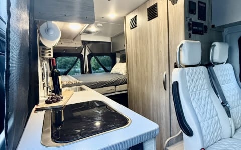 2022 Winnebago Solis 59P | New Host Discount | Por
