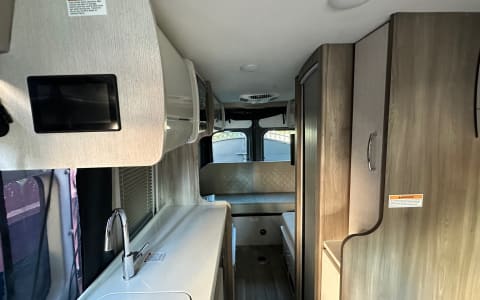 2025 Brand New Thor Motor Coach Tellaro 20J