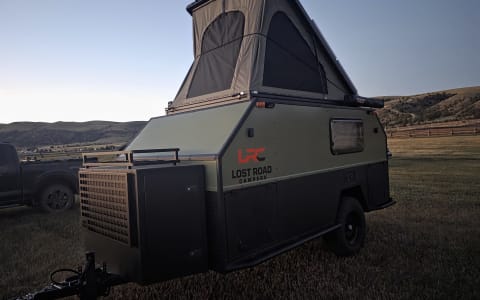 Lost Road Campers Luna Pop top trailer