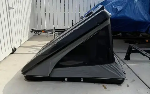 James Baroud rooftop tent
