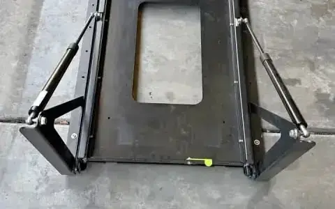 Tilting Fridge slide