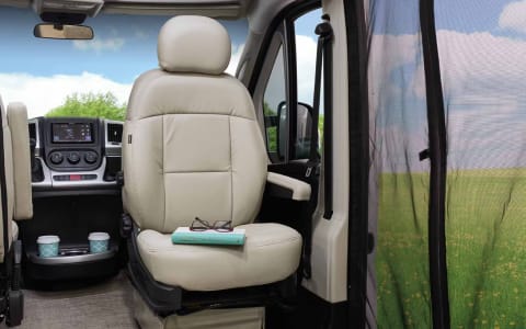 Urban Freedom: The 18ft Premium-Equipped RV Sanctu