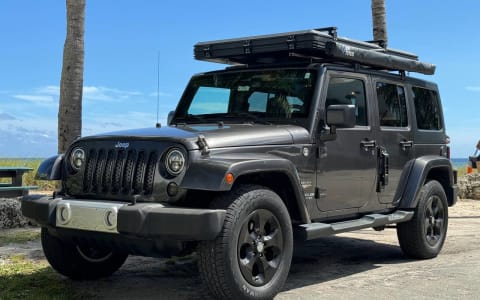 4x4 Rooftop Tent Adventure Camper