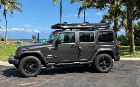 4x4 Rooftop Tent Adventure Camper
