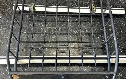 Thule roof basket with crossbars