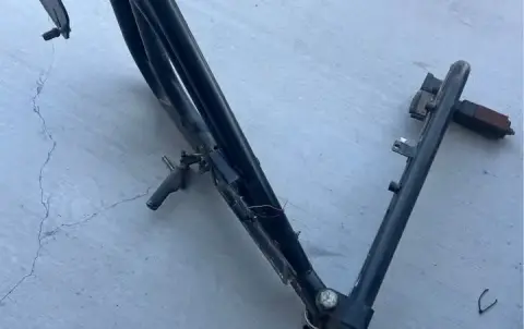 Spare tire swing out - hitch mounted