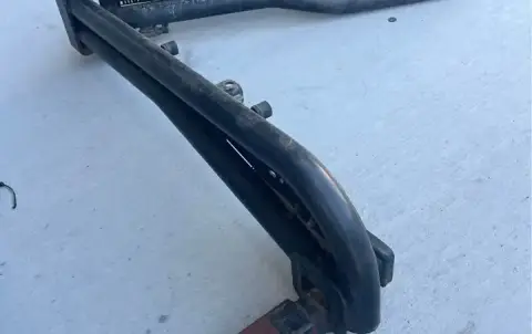 Spare tire swing out - hitch mounted